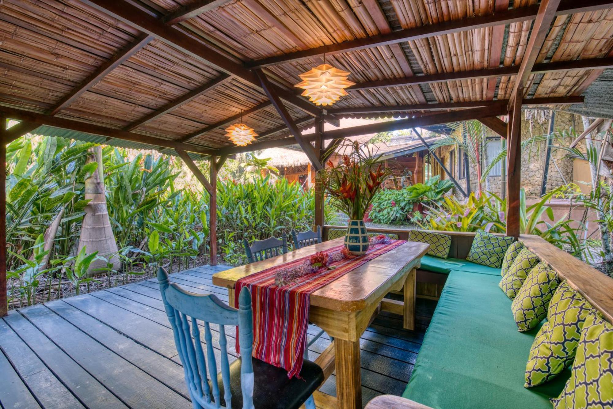 Tree House Beachfront Lodge Puerto Viejo de Talamanca Zewnętrze zdjęcie