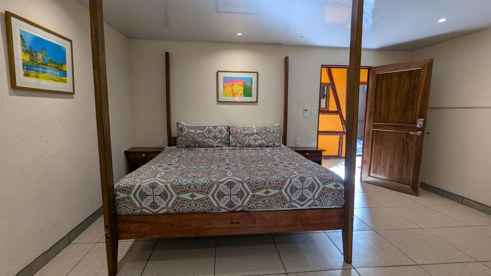 Tree House Beachfront Lodge Puerto Viejo de Talamanca Zewnętrze zdjęcie